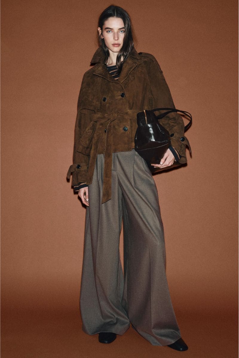 Abbigliamento Zara autunno inverno: 7 outfit da comprare prima che vadano sold out 2 per l'abbigliamento zara invernale giacca in camoscio stile trench con pantaloni larghi con pinces