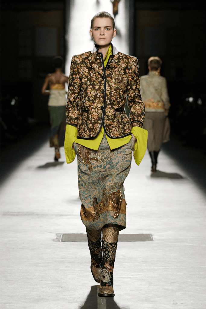 gonne di moda sfilata ai 2026 dries van noten