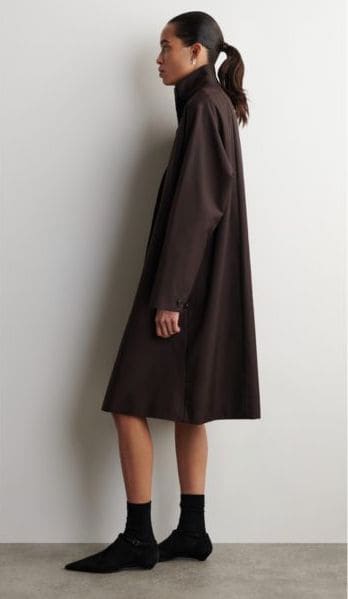 spolverino donna marrone e oversize cos